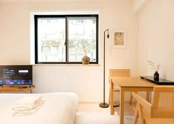 Calm Riverside Inn Close To Ikebukuro